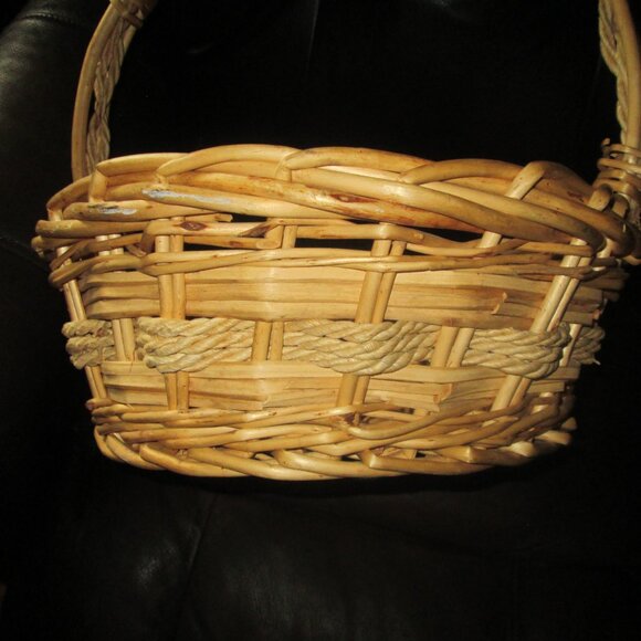 Used Wicker Basket - Picture 3 of 5